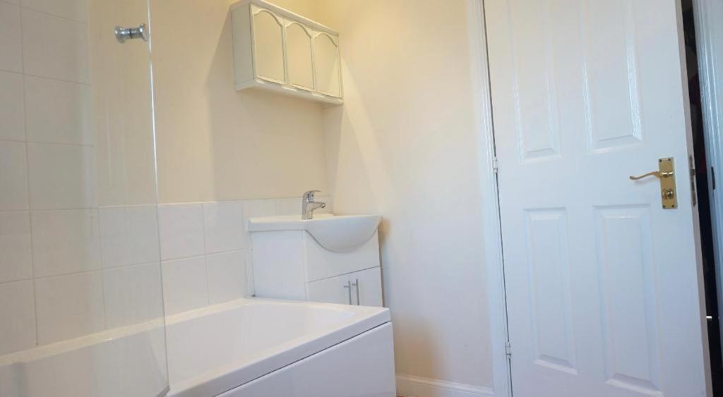 Lovely Shared 3 Bed Home Near The Thames Thamesmead  Buitenkant foto