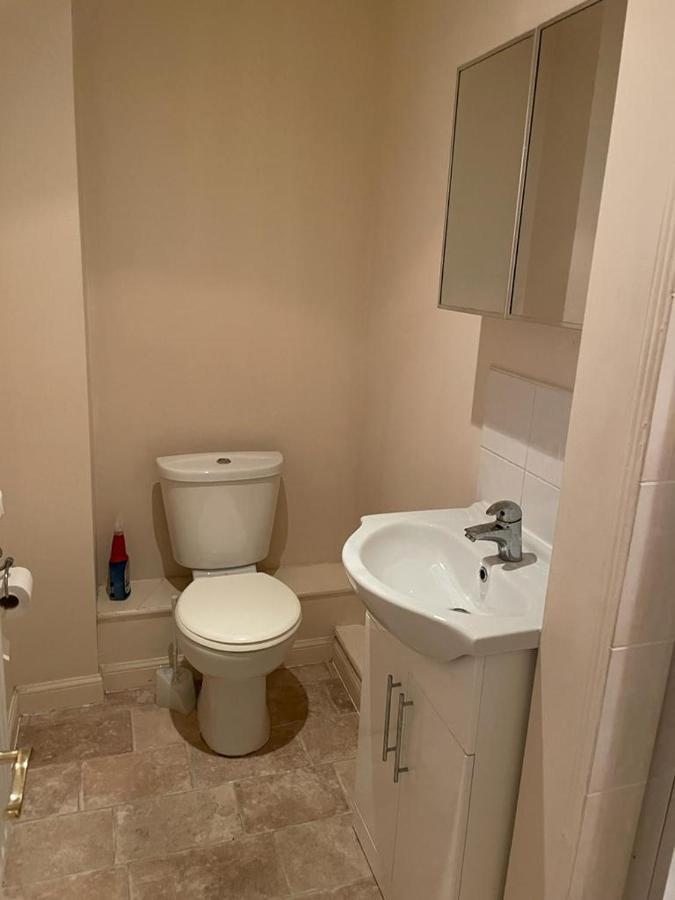 Lovely Shared 3 Bed Home Near The Thames Thamesmead  Buitenkant foto